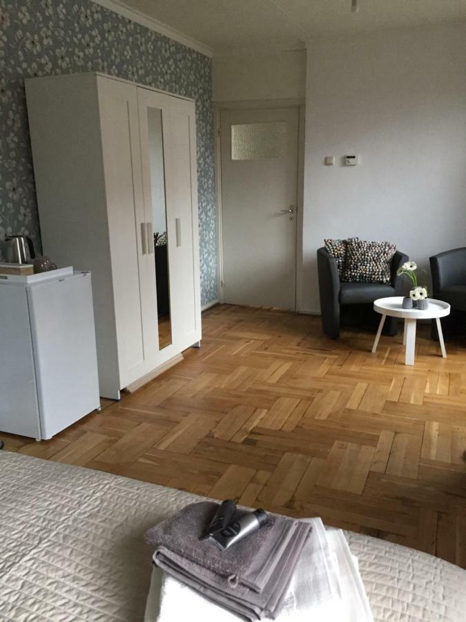 Bed And Breakfast Loft24 Heerlen Kültér fotó